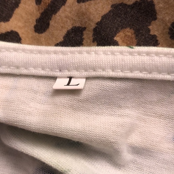 Hamsaa T-Shirt size large colorful scoop neck hamsa tee shirt stretch - Picture 5 of 8